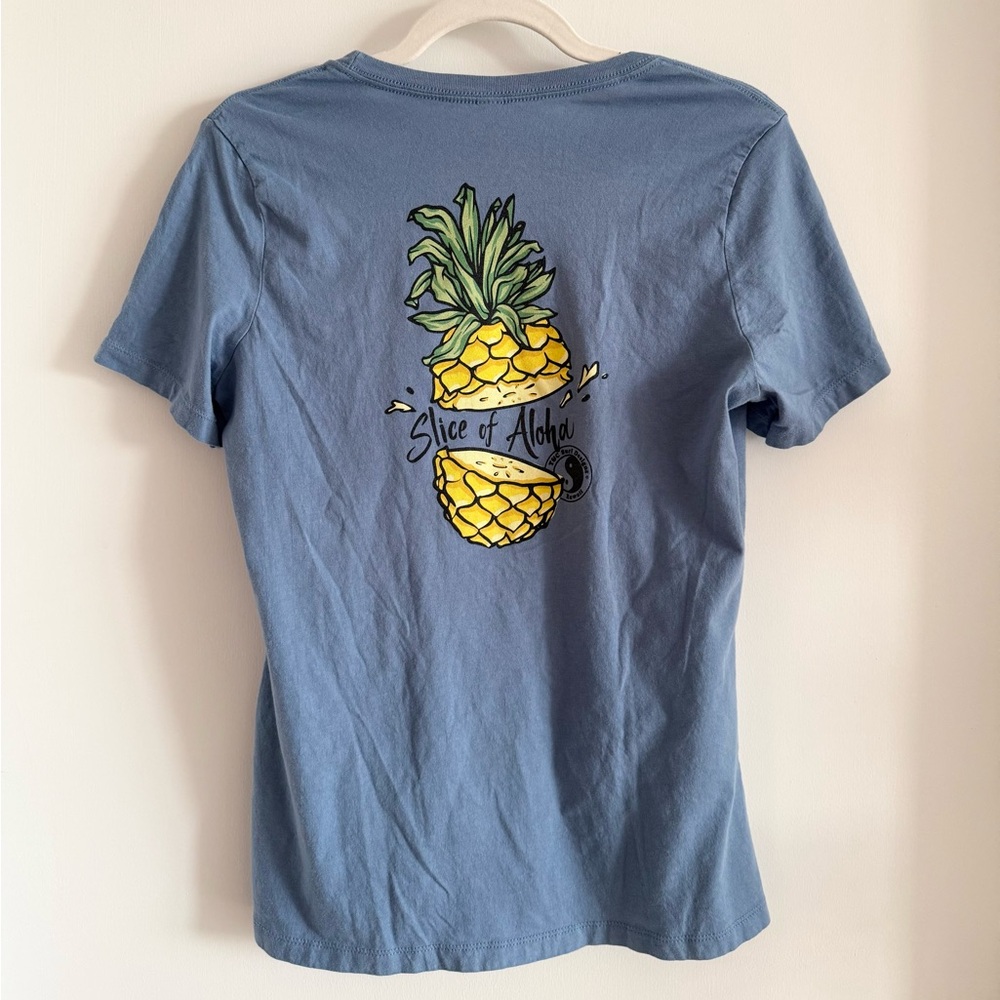 Three T-shirts from T&C Surf Designs Hawaii - Picture 4 of 6